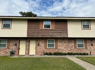 69 Crislaur Ave APT C, Harahan, LA 70123