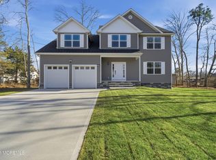 421 Roland Ave, Bayville, NJ 08721