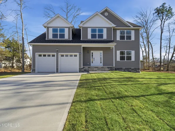 421 Roland Avenue, Bayville, NJ 08721