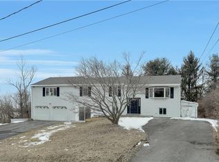 7 Eden Rock Ln, Newburgh, NY 12550