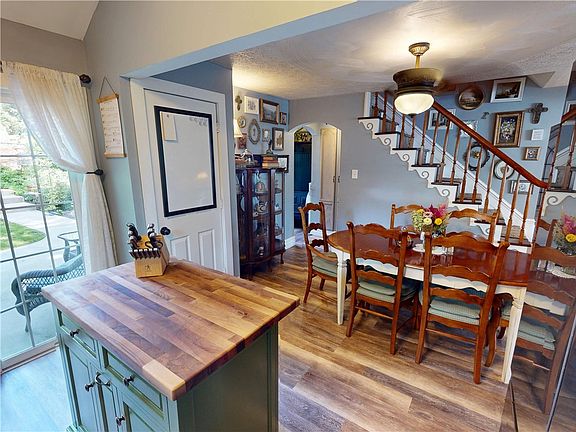 4th image of 253 Chicora Rd