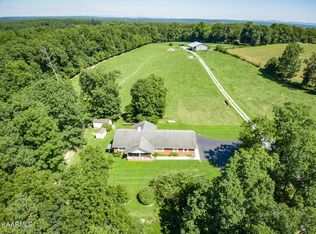 416 Bristow Rd, Crossville, TN 38571