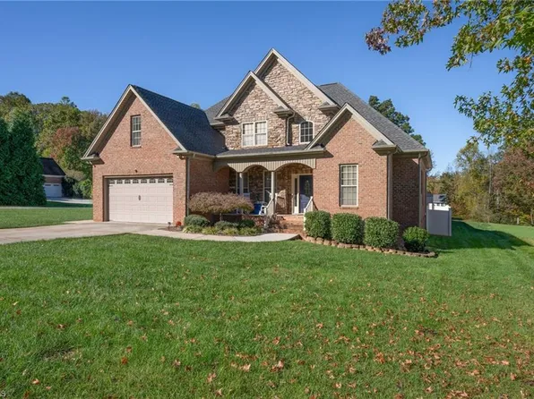 138 S Madera Dr, Mocksville, NC 27028