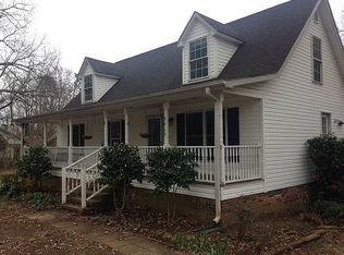 5815 Queen Alice Rd, Greensboro, NC 27407