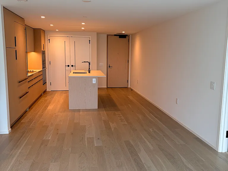 333 Ward Ave #911 — Photo 11