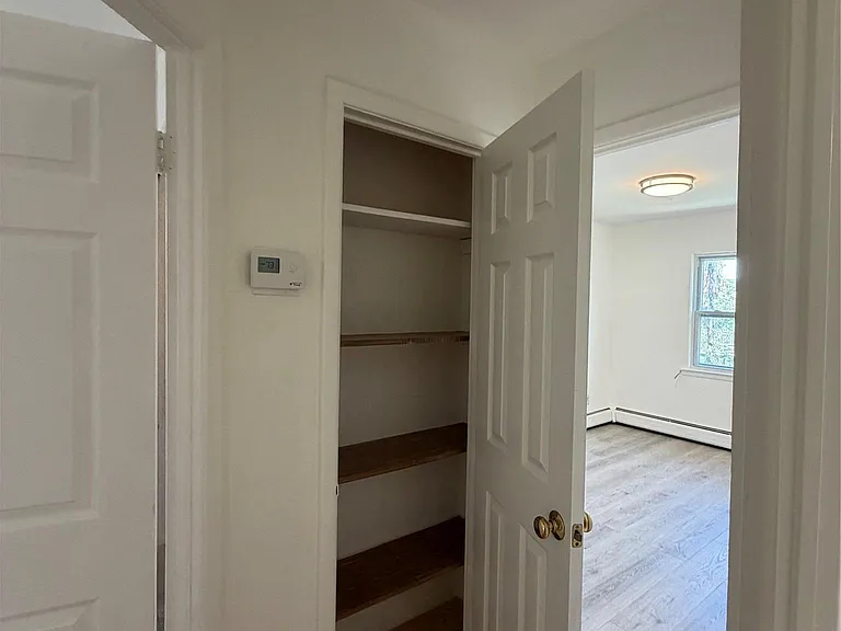 2735 Cropsey Ave #B — Photo 16