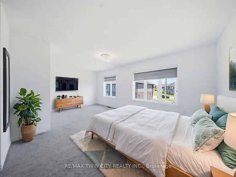 26 Copeman Ave — Photo 22