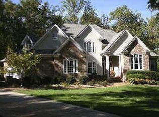 1201 Dorleath Ct, Raleigh, NC 27614