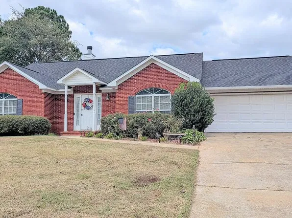 3704 Navajo Trce, Dothan, AL 36305
