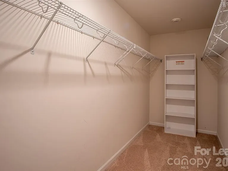 3042 Burnello Ct — Photo 32