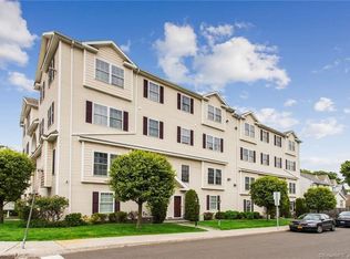205 Hope St APT 3, Stamford, CT 06906