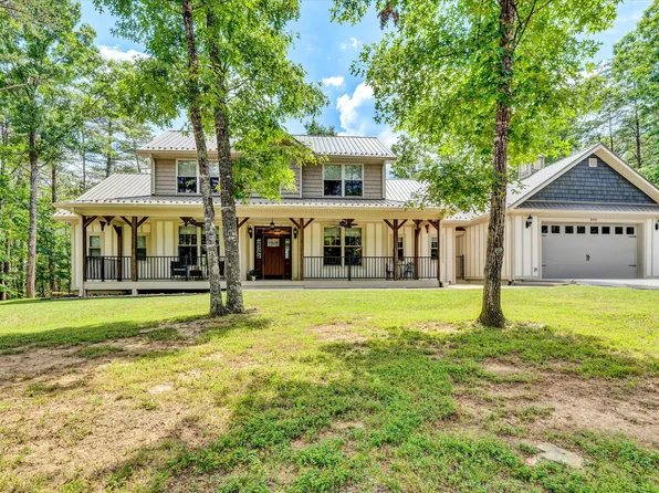 2931 Lindsay Dr, Elliston, VA 24087
