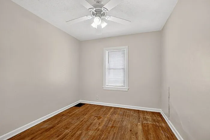 39 N Catherwood Ave — Photo 8