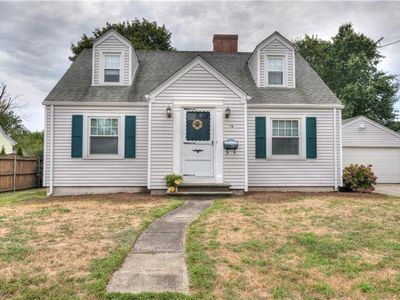 75 Dorr Ave, Riverside, RI, 02915