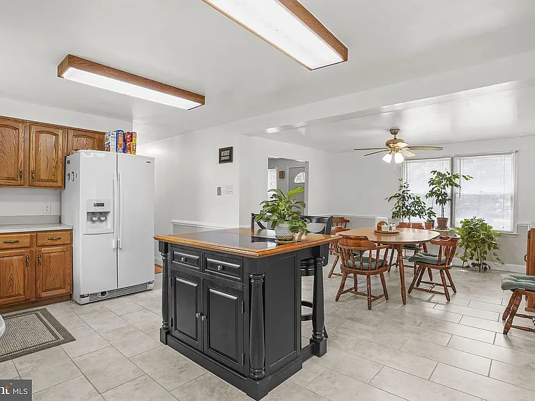 718 Mimosa Cove Rd — Photo 8