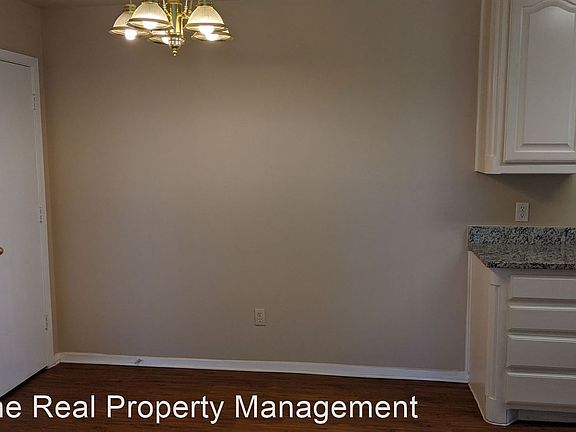 5th image of 524 Ingram St APT C
