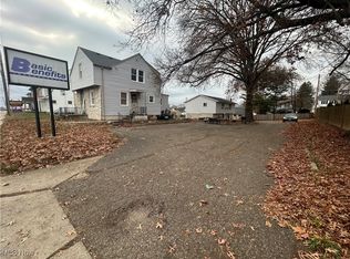 1921 Maple Ave, Zanesville, OH 43701