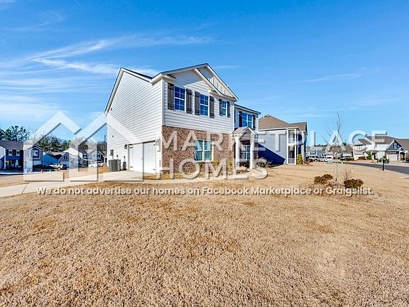 2nd image of 1027 Park View Dr