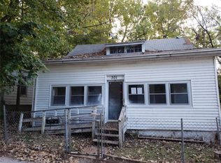 301 Harriett St, Alton, IL