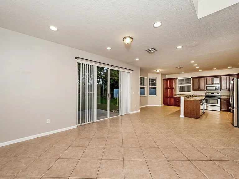 1603 Briar Oak Dr — Photo 4