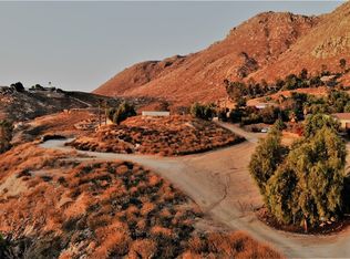 10985 Crowley Ln, Riverside, CA 92507