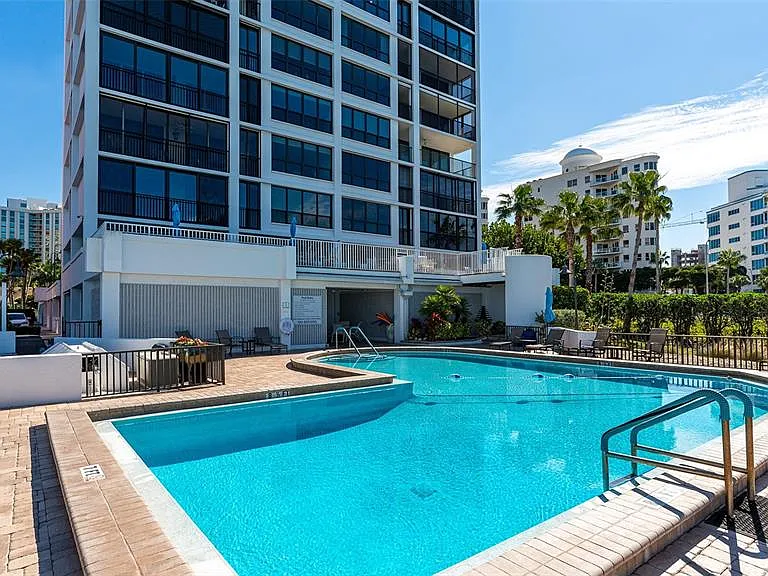 11 Sunset Dr #501 — Photo 45