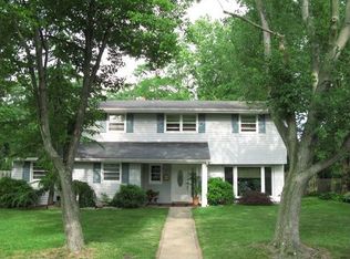 17 Barbara Ln, Oakhurst, NJ 07755