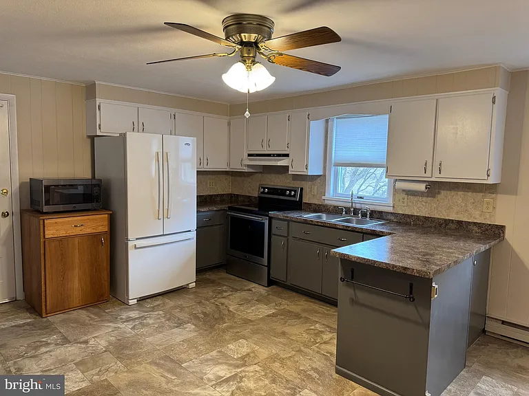 1009 Dry Wells Rd — Photo 8