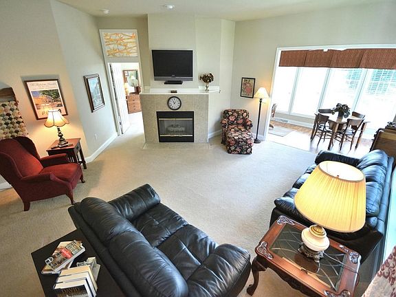3rd image of N59W17725 Meadow Ct