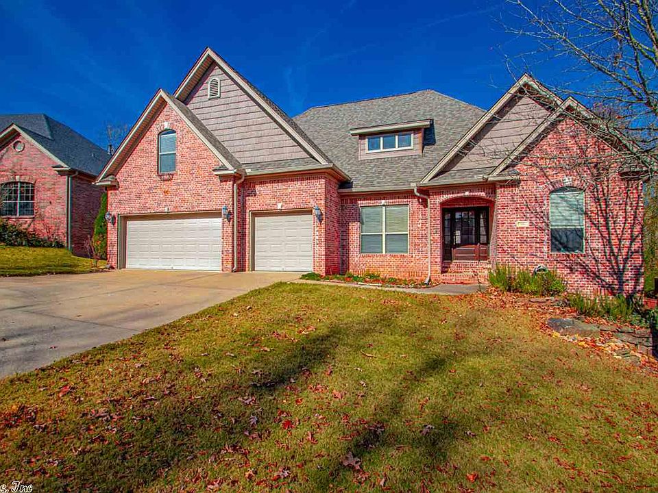 1st image of 16 Woodfern Dr