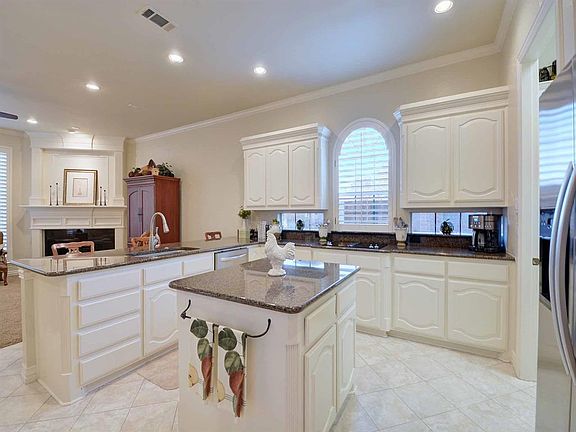 4th image of 600 Eagle Ct
