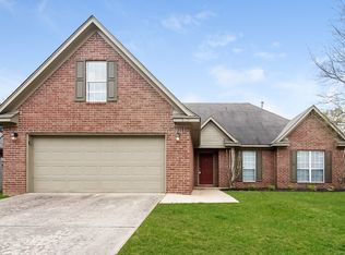 1851 Timber Way N, Hernando, MS 38632