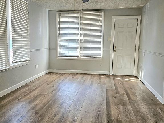 4th image of 2219 S Tyler Avenue