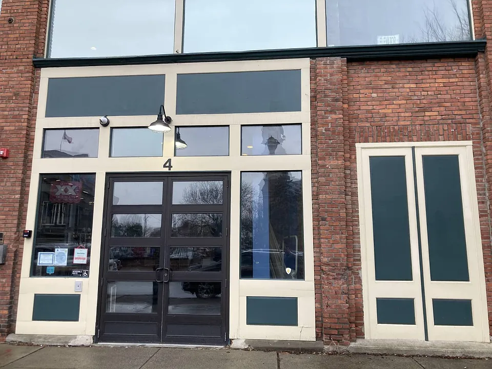 4-6 Sheridan Ave #4A