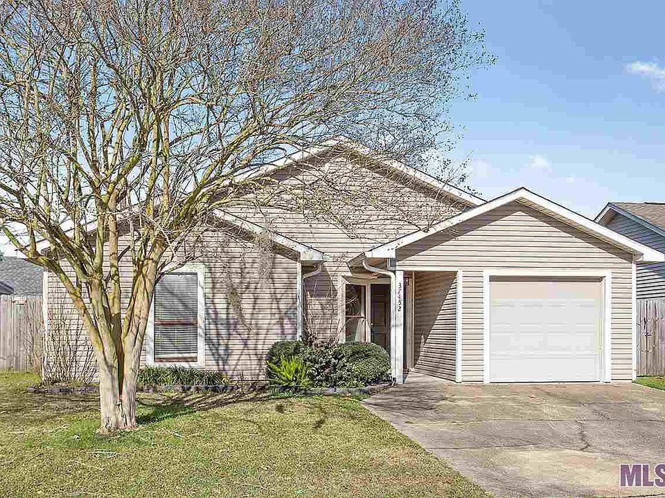 1st image of 37452 E Hillside Dr