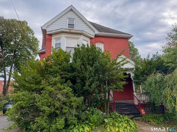 21 Annawan Street, Hartford, CT 06114