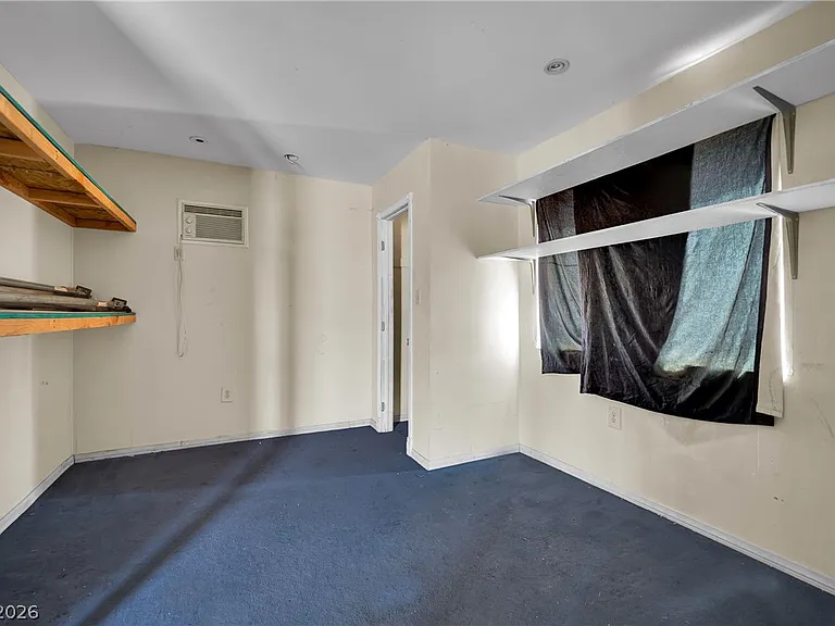 756 Charwood Cir — Photo 41