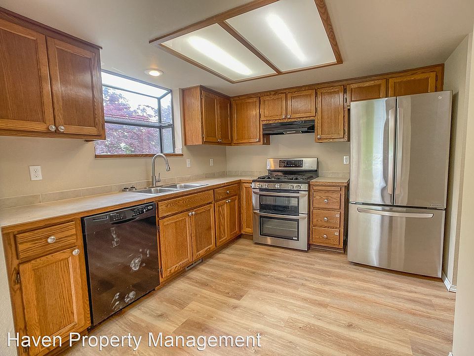 2723 S 366th Pl, Federal Way, WA 98003 | Zillow