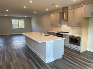 222 Mazarin Ln, Cary, NC 27519