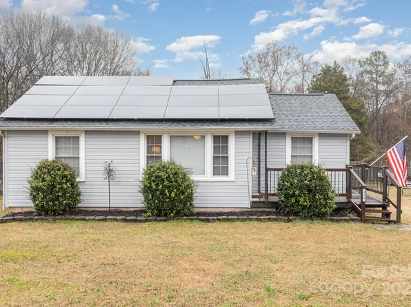 916 Old Hickory Grove Rd, Mount Holly, NC 28120