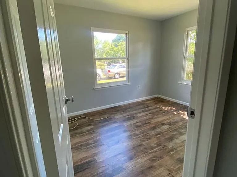 51 Peacock Ln — Photo 12