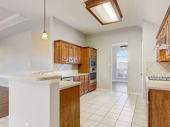 2nd image of 1304 Clear Meadow Ct