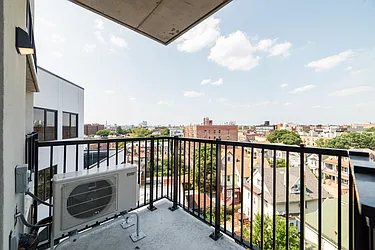 Rented by Key City Capital Inc