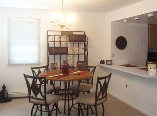 9103 Amherst Ave, Margate, NJ 08402