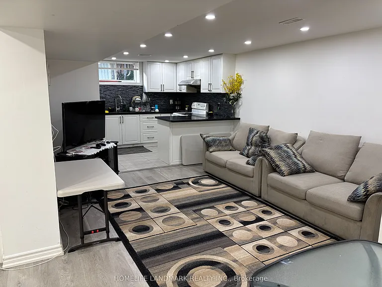 36 Neddie Dr #LOWER — Photo 13