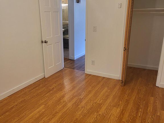 5th image of 413 Taylor Ave #1