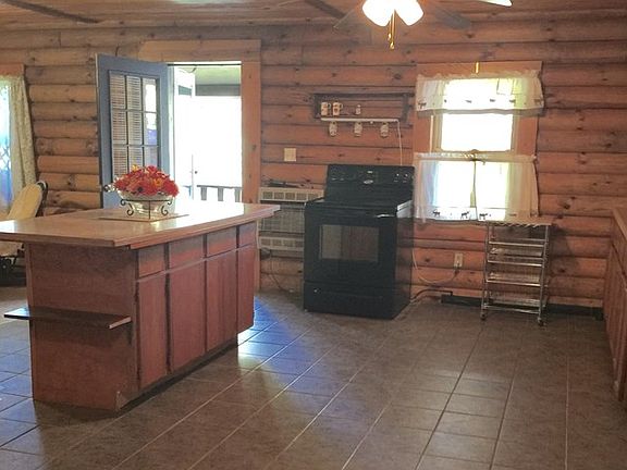 4th image of 163 Johnston Ln