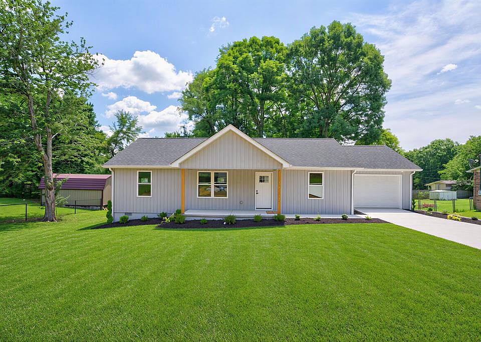 1st image of 430 Rhododendron Cir