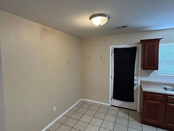 5th image of 24400 Sounder Ln APT D