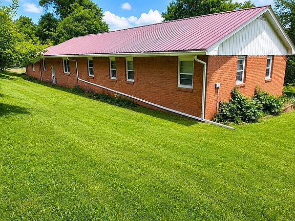 3rd image of 236 Grandview Dr
